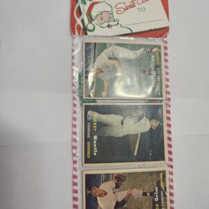 1957 TOPPS Christmas RACK PACK Mantle Showing