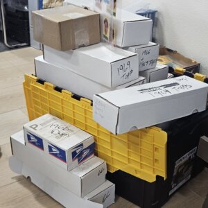 Dealer Lot of Cards 13,585