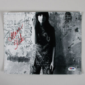 Grace Slick Signed Photo 8x10 - COA PSA/DNA