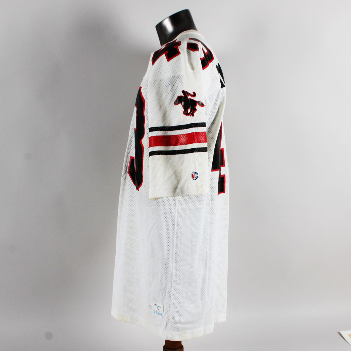 104329-42_05 104329-42_05