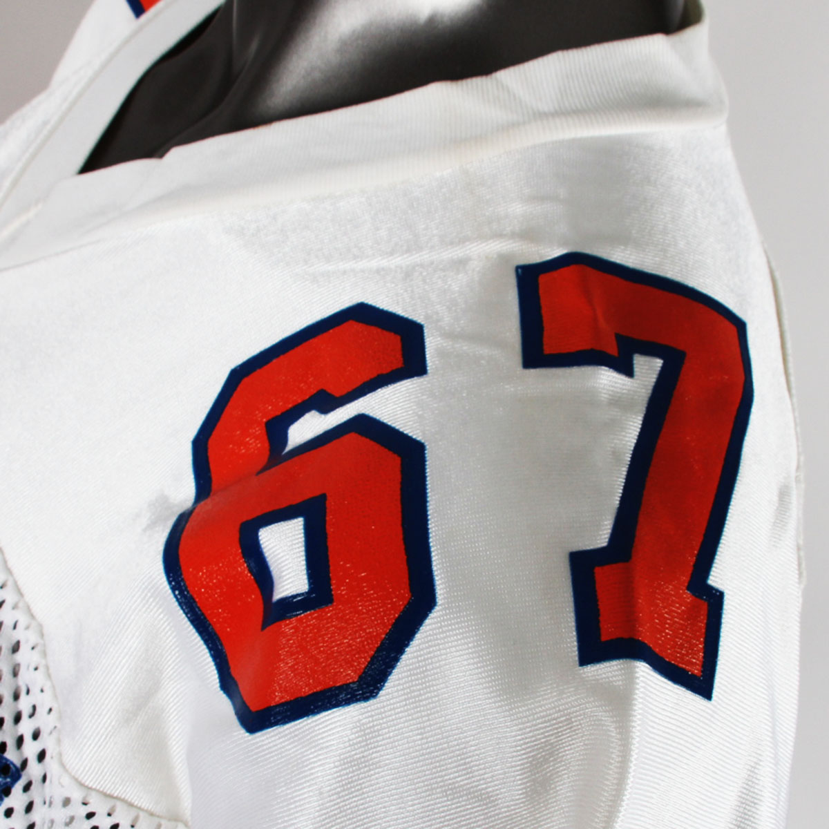 106719-40_05 106719-40_05