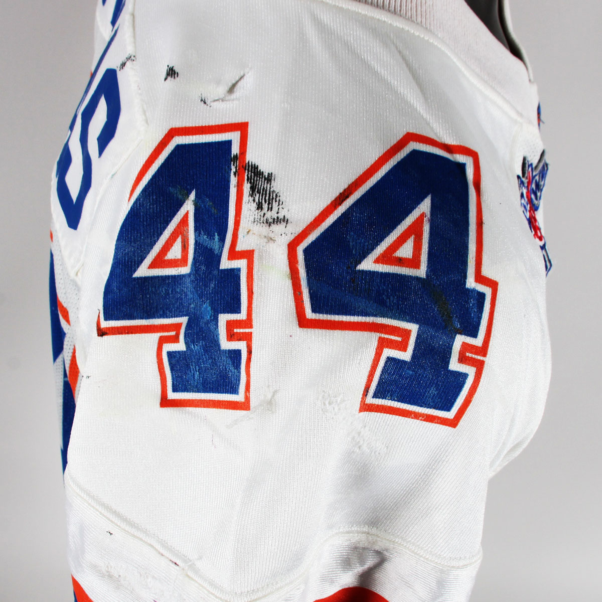 107844-40_11 107844-40_11