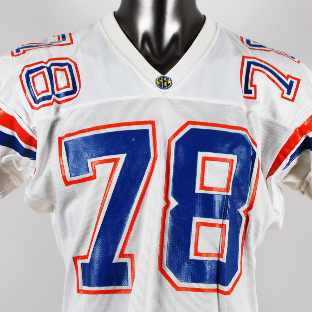 107911-40_06 107911-40_06