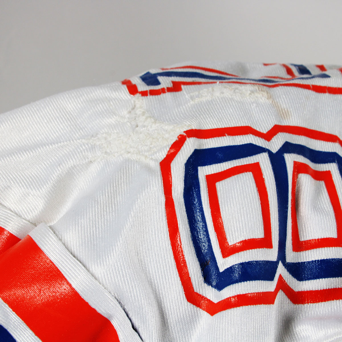 107911-40_08 107911-40_08