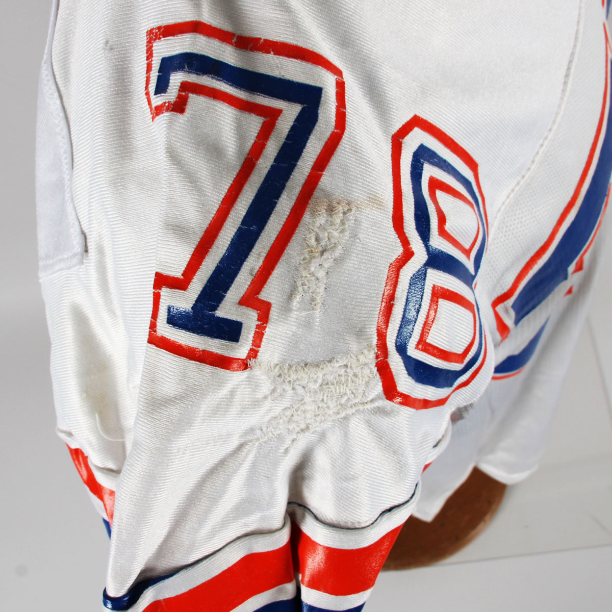 107911-40_12 107911-40_12