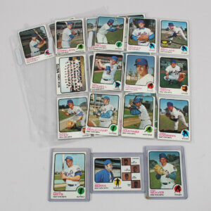 1973 Topps New York Mets Team Set (23) w/Tom Seaver ,Willie Mays, Berra HOF