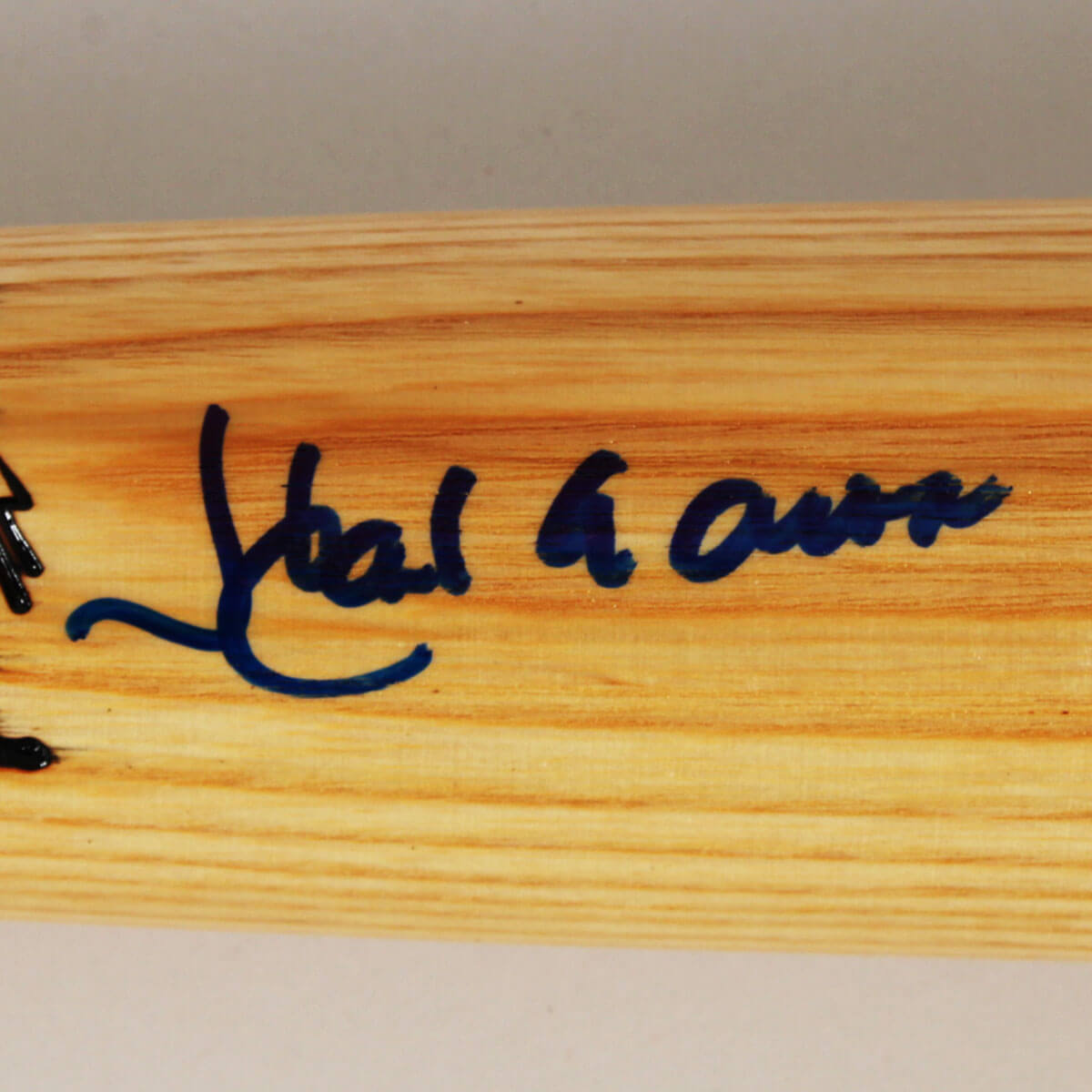 117333-32h_02 117333-32h_02