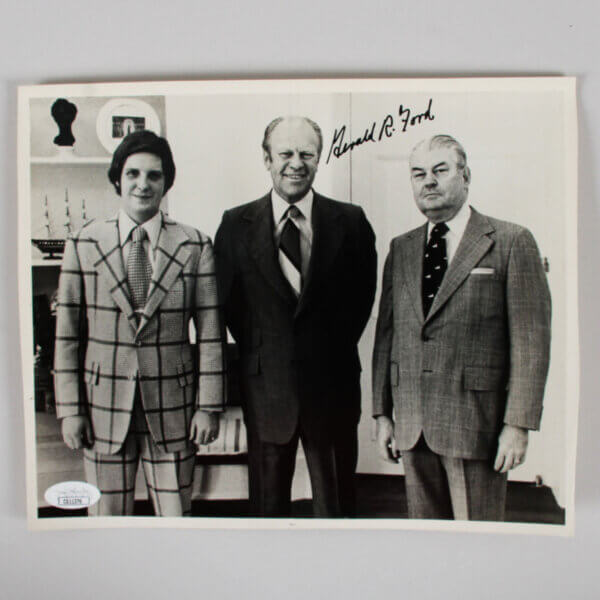 President Gerald Ford Signed Photo 8x10 - COA JSA
