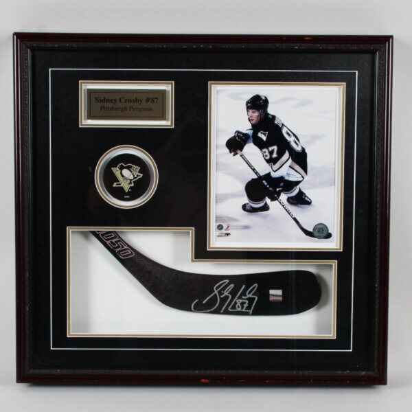 Sidney Crosby Signed Hockey Stick Display - COA JSA