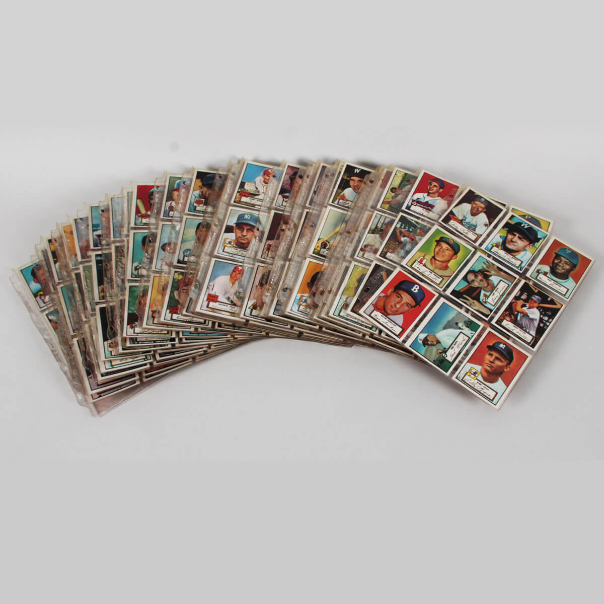 1952 Topps Reprint Set 1983 1-407 Mantle/Mays/Robinson -Mint Condition -Binder