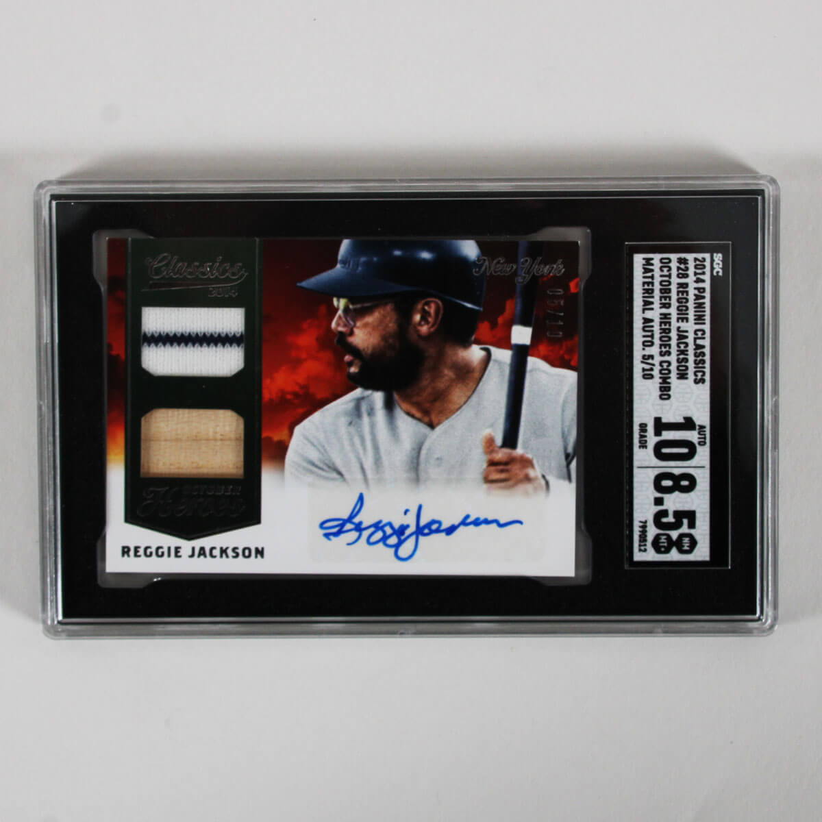 2014 Panini Classics October Heroes Reggie Jackson Signed Graded Card Auto Jersey #28 SGC 10 8.5 5/10