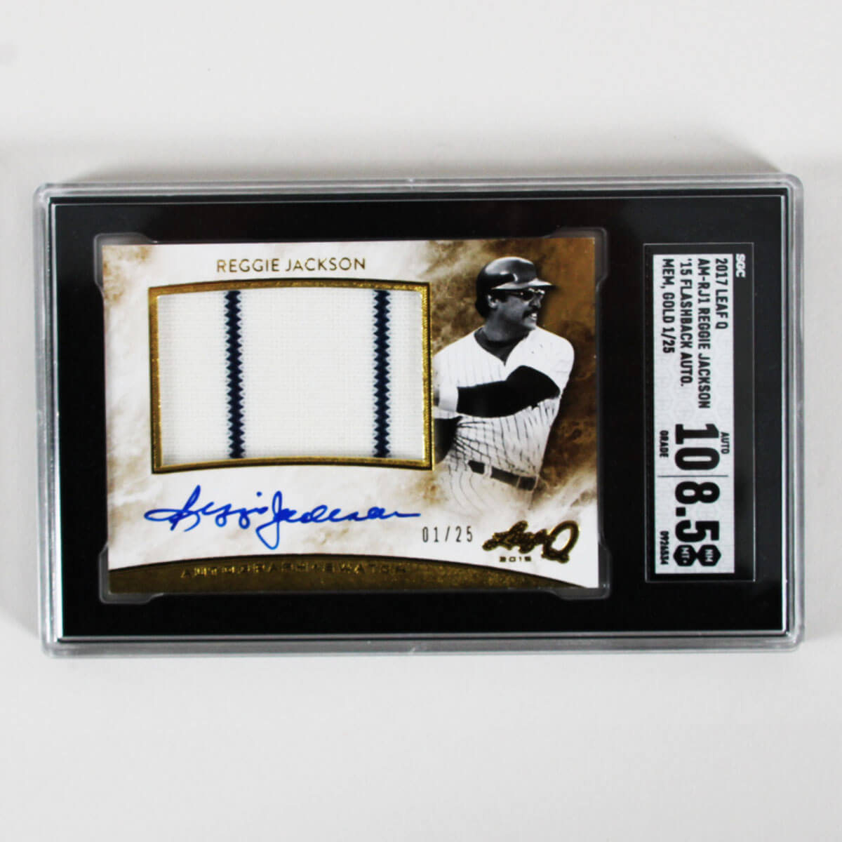 2017 Leaf Q Reggie Jackson Signed Graded Card Flashback Auto Gold Jersey #AM-RJ1 SGC 10 8.5 1/25