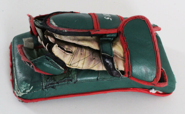 Derek Gustafson Game-Used Hockey Blocker Houston Aeros - COA