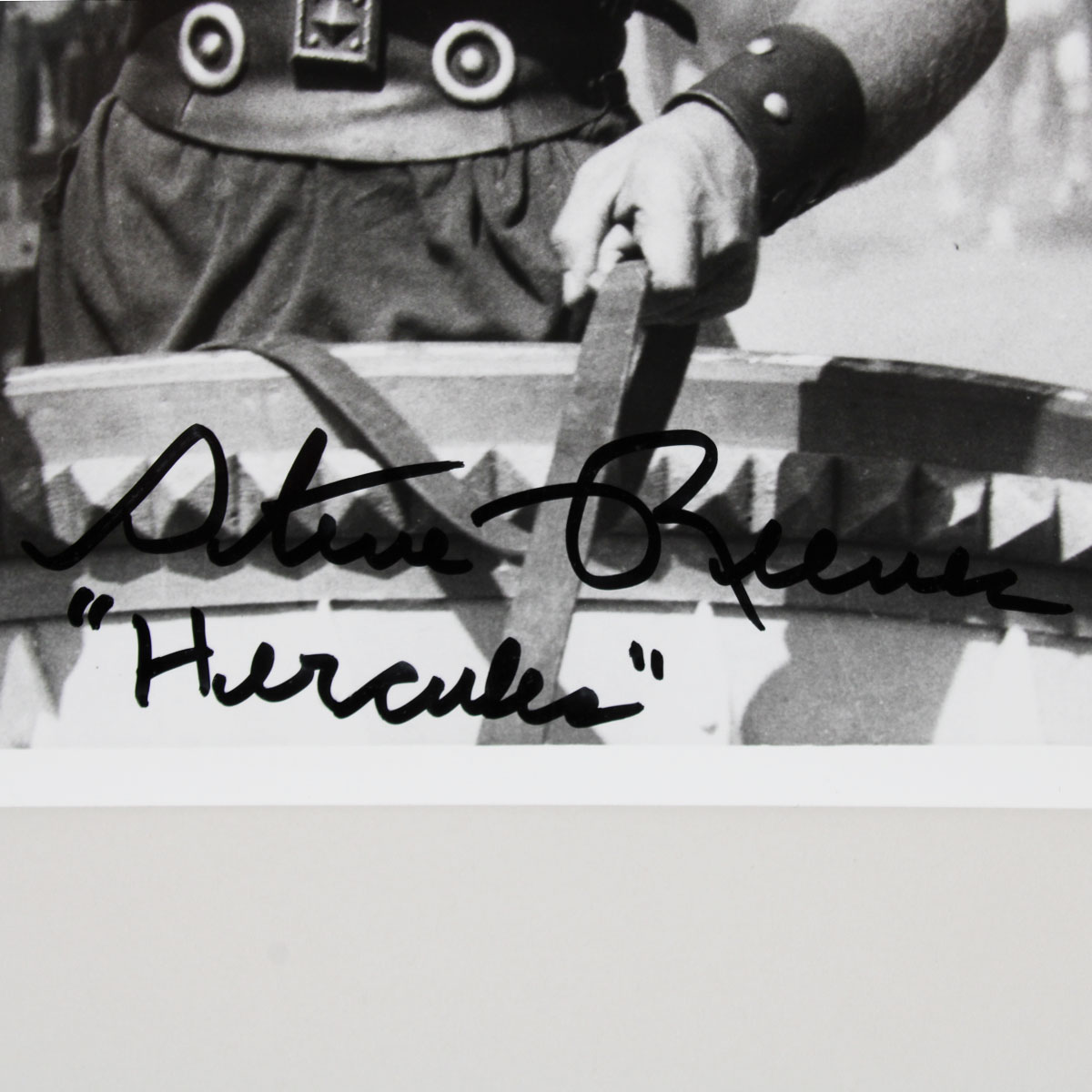 141073-26_02 141073-26_02