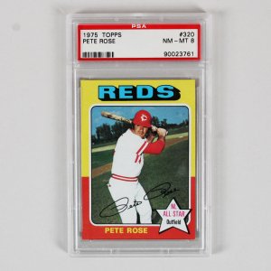 1975 Topps Pete Rose Graded Card #320 PSA 8 NM-MT