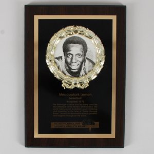 Meadowlark Lemon Award 1975 North Carolina Basketball Sports Hall of Fame - COA Legacy Foundation