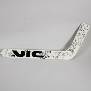 Los Angeles Kings Team Signed Hockey Stick 25 Sigs. Wayne Gretzky, Luc Robitaille etc. 1990-91 Team - COA PSA/DNA