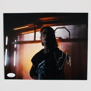 Cailee Spaeny Signed Photo 8x10 Alien: Romulus - COA JSA