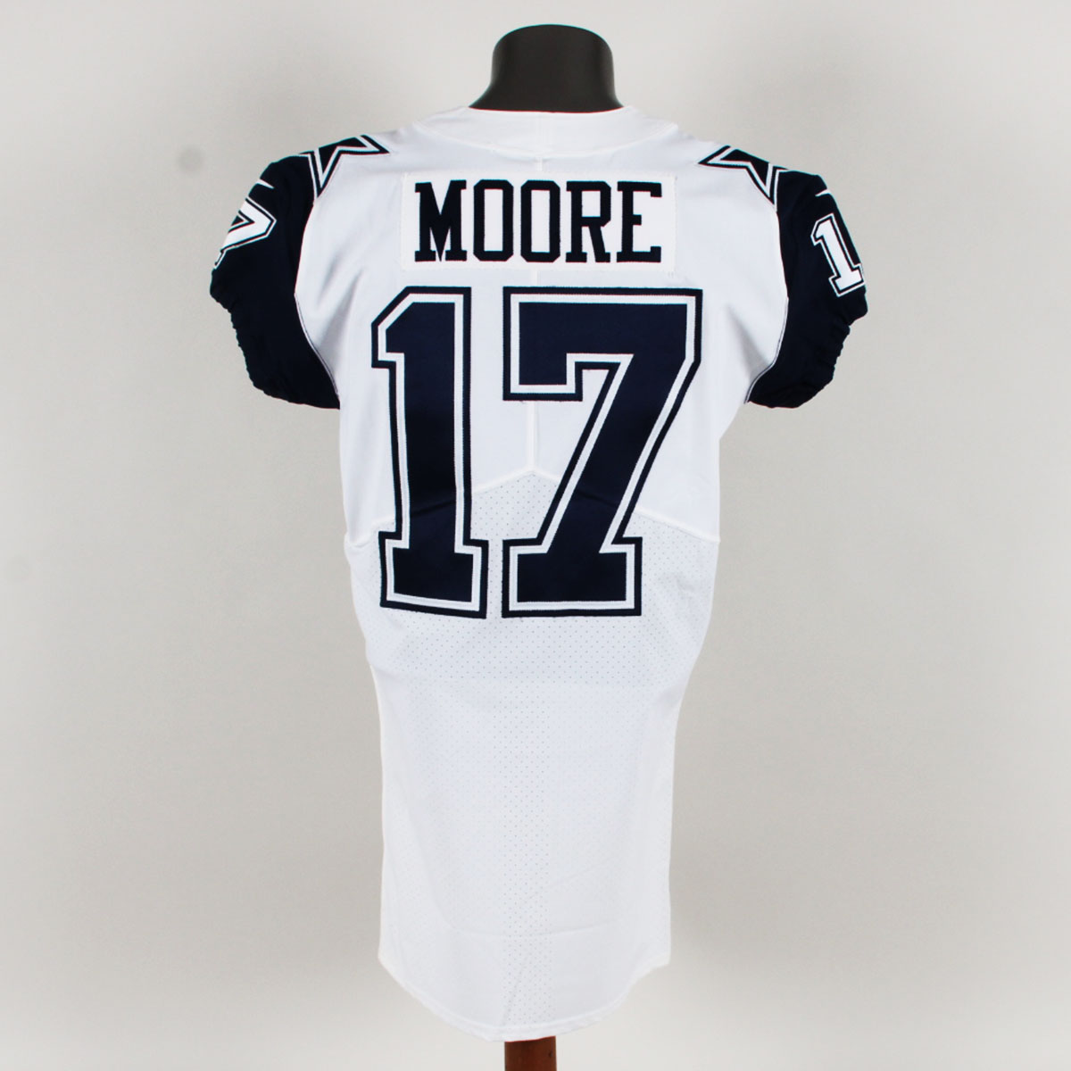 Kellen Moore Game Issued Jersey 2017 Cowboys - COA PROVA