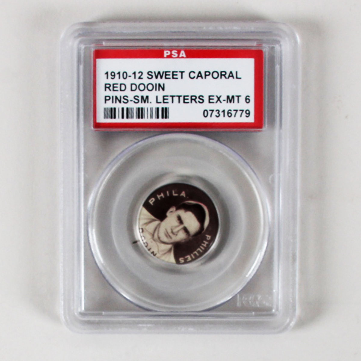 1910-12 Sweet Caporal Pins P2 Red Dooin Small Letters PSA 6 EX/MT