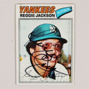 Reggie Jackson Signed 1977 Topps Baseball Card COA JSA
