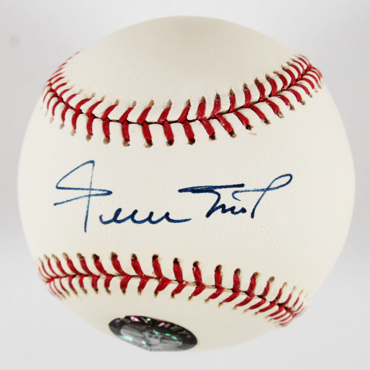 Willie Mays Signed Baseball Giants - COA PSA/DNA Graded 9.5