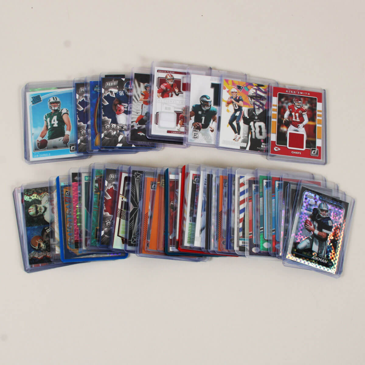 Modern Football Card Lot 44 Incl. Rookie Lamar Jackson, Saquon Barkley, Sam Darnold, Bo Nix, Drake Maye etc.