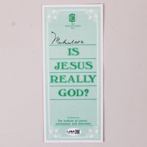 Muhammad Ali Signed Pamphlet - COA JSA