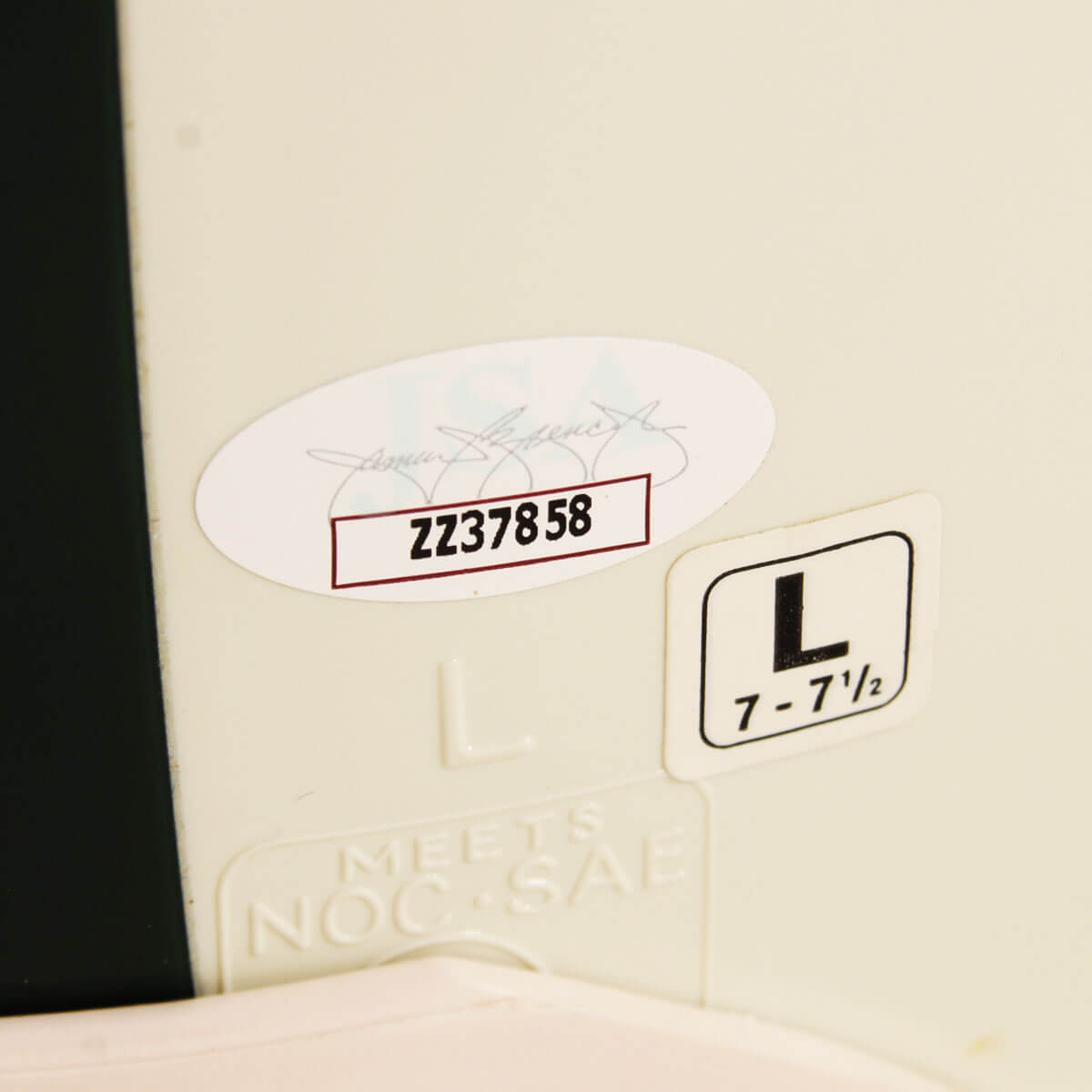 162505-dis_06