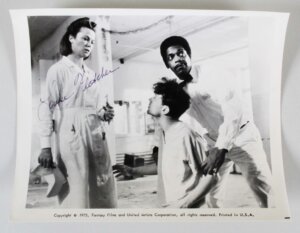 Louise Fletcher Signed Photo 8x10 One Flew Over the Cuckoo's Nest - COA JSA