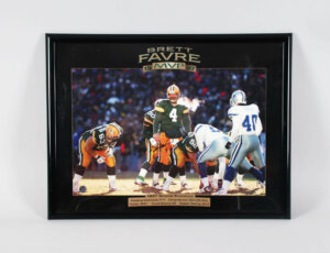 Brett Favre Signed 19x25 Poster Display Packers - COA Player Hologram