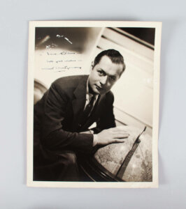 Robert Montgomery Signed Photo 11x14 - COA JSA