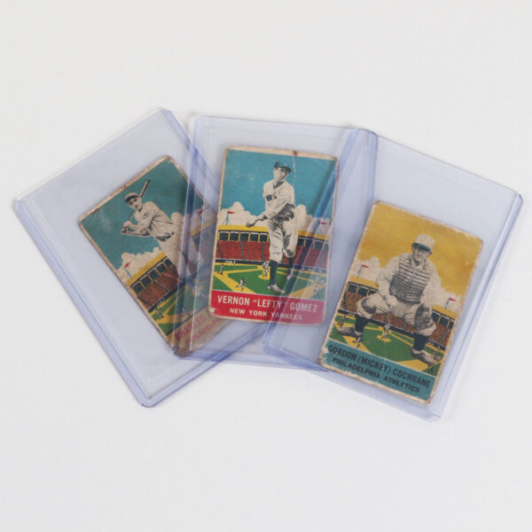 1933 Delong Gum Baseball Card Lot (3) Incl. Mickey Cochrane, Lefty Gomez & Chuck Klein
