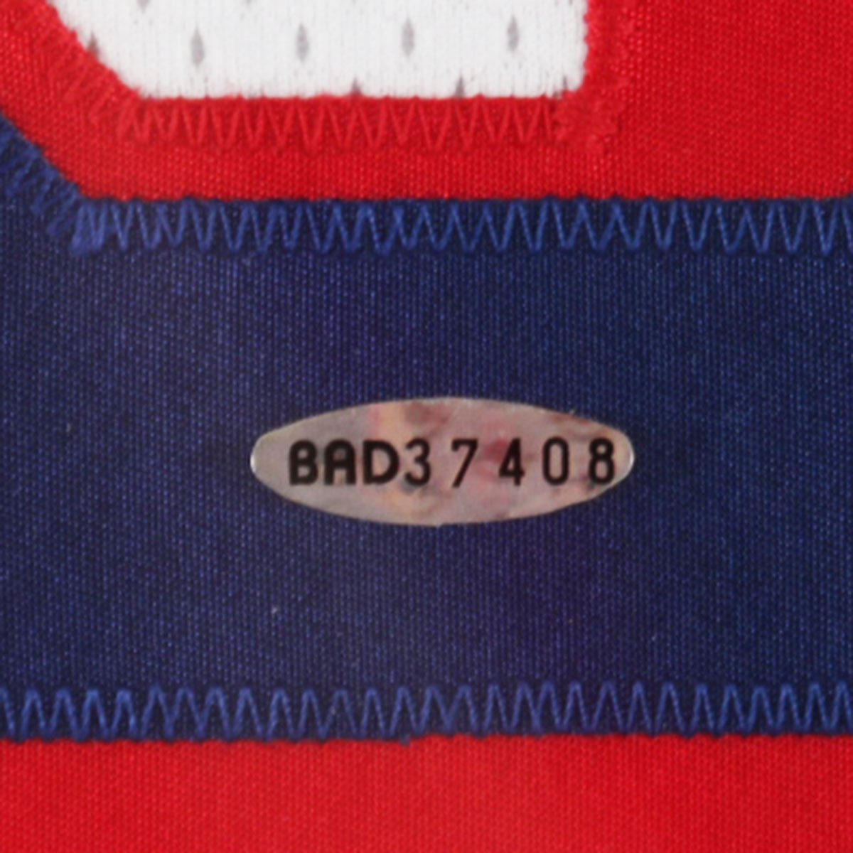 382731-dis_03