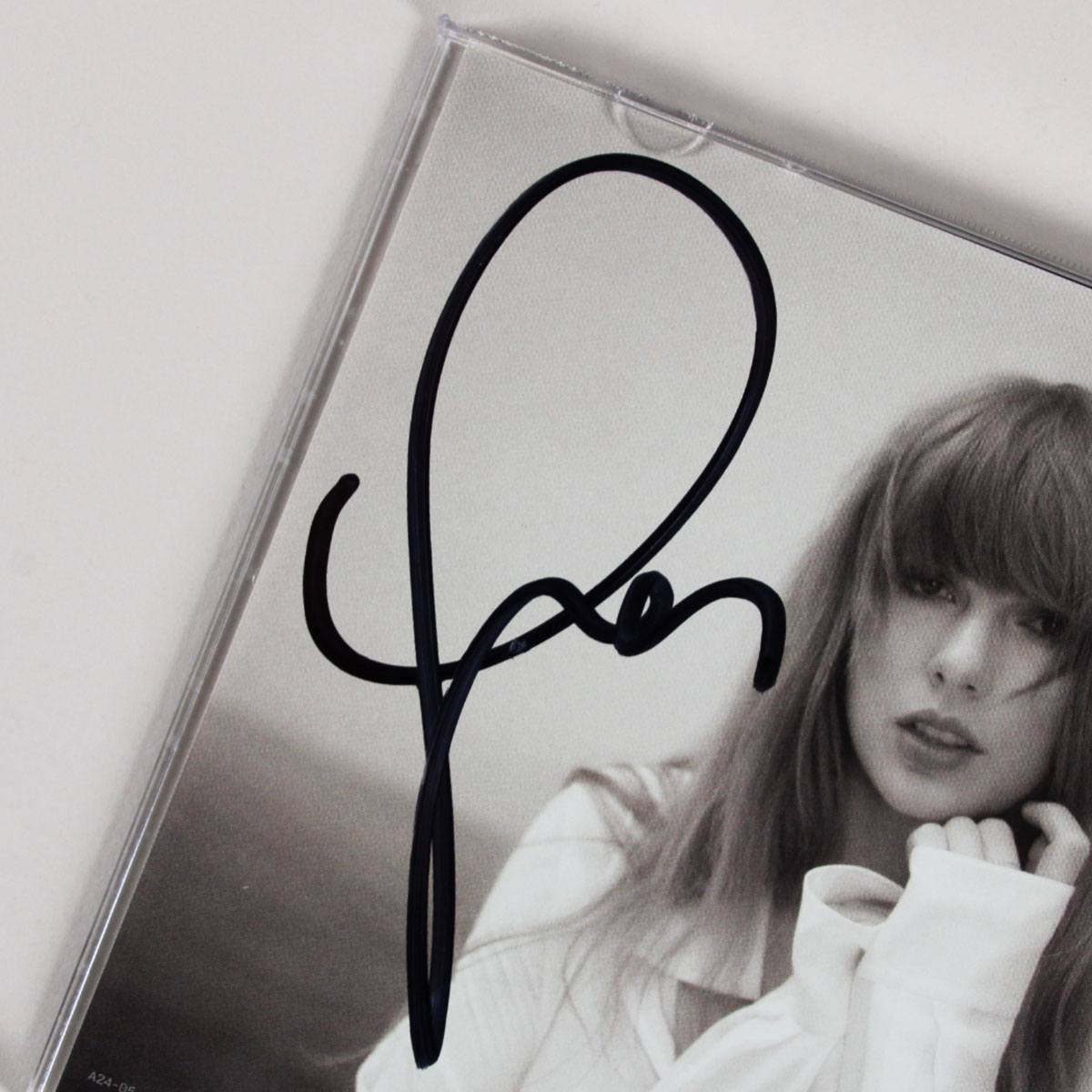 Taylor Swift TTPD直筆サイン入り CD アルバム ⑥ 直筆サイン入り Taylor Swift TTPD CDアルバム 新品 輸入盤