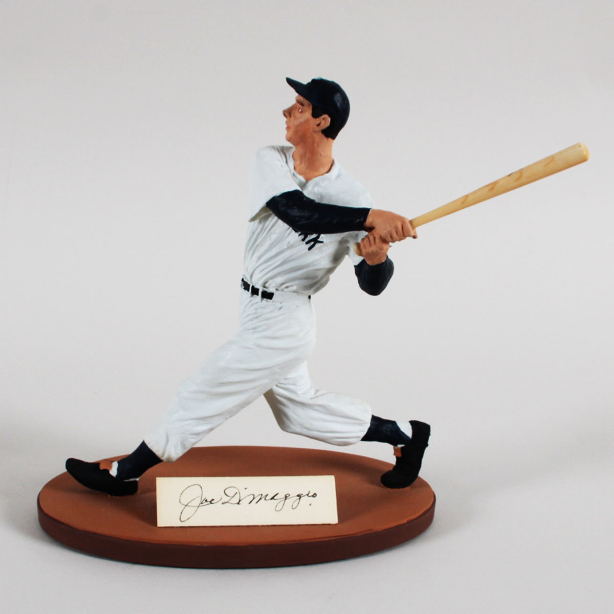 Joe DiMaggio Signed Statue Yankees LE 661/2214 - COA Gartlan