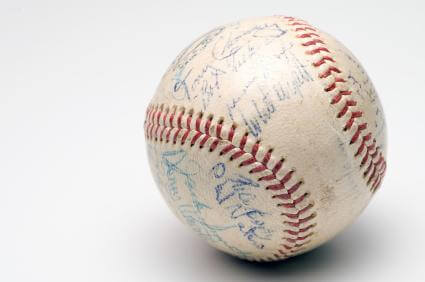 Tips for Buying Sports Memorabilia