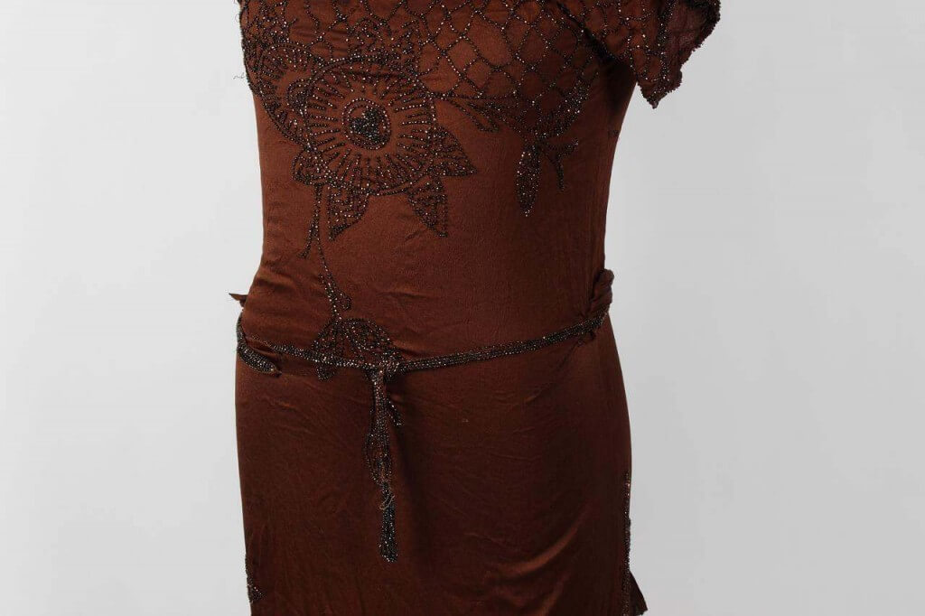 Chatham-Sisters-Lot-Vaudeville-Dress-Metal-Handbag-Signed-Contract-Ephemera-etc-151598871132-3-1024×682 Chatham-Sisters-Lot-Vaudeville-Dress-Metal-Handbag-Signed-Contract-Ephemera-etc-151598871132-3-1024×682
