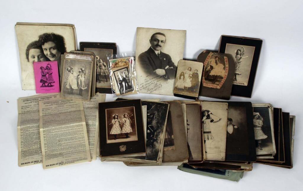 Chatham-Sisters-Lot-Vaudeville-Dress-Metal-Handbag-Signed-Contract-Ephemera-etc-151598871132-7-1024×646 Chatham-Sisters-Lot-Vaudeville-Dress-Metal-Handbag-Signed-Contract-Ephemera-etc-151598871132-7-1024×646