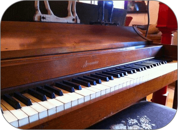 "Imagine" - John Lennon's piano- The Million Dollar Piano