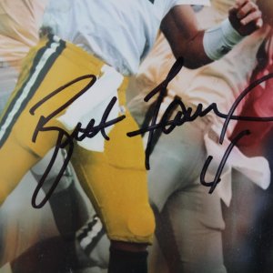 brett favre signed 8x10