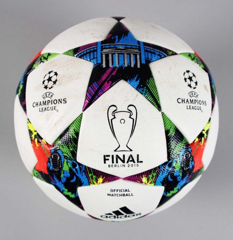 A UEFA Champions League SemiFinal GameUsed Soccer Ball. FC Barcelona v FC Bayern München. May
