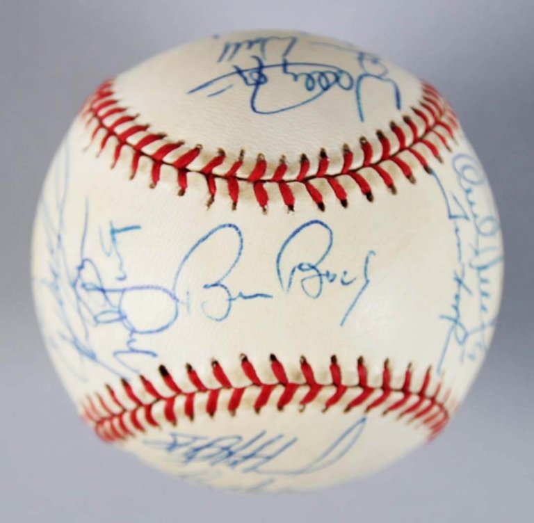 1998 San Diego Padres TeamSigned ONL Baseball 26 Sigs. Gwynn, Caminiti etc. JSA 1998 San Diego Padres TeamSigned ONL Baseball 26 Sigs. Gwynn, Caminiti etc. JSA